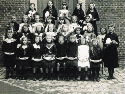 Classes des filles 1915 - 1916