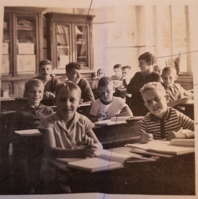 Classes de l'école de Marneffe - Années '60